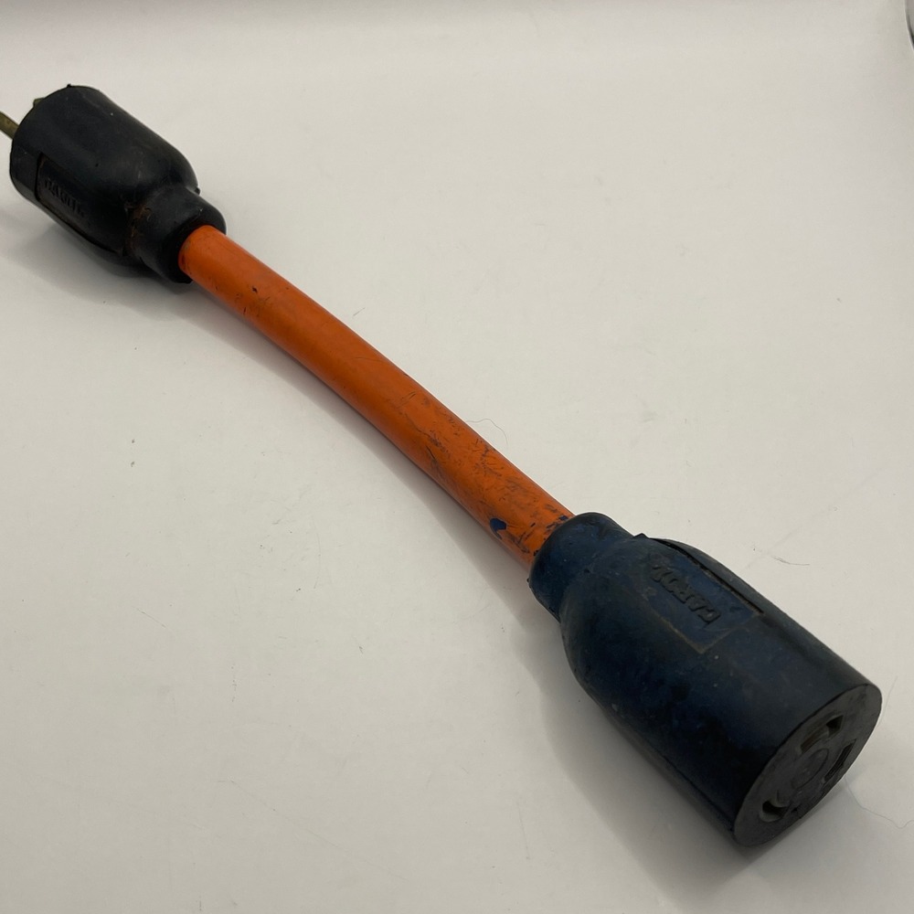 Carol Heavy Duty 11 Inch Pigtail Adapter 3-Prong Male to 3-Slot‎ Locking Female